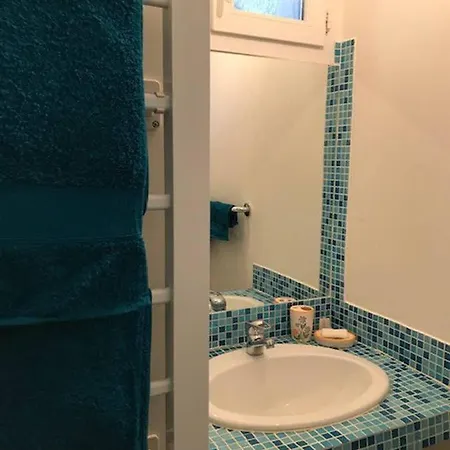 Independant Pres Cap Canaille Avec Terrasse